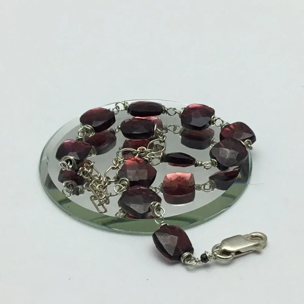 NWOT Artisan 930 Argentium® Sterling Silver Cushion Natural‎ Garnet Bracelet